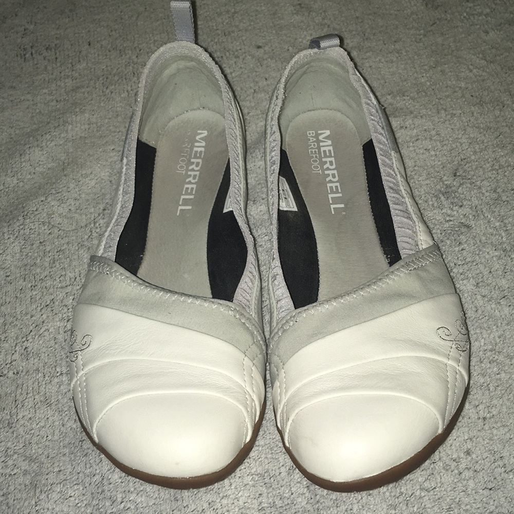 Merrell Barefoot Vibram White flats size 9